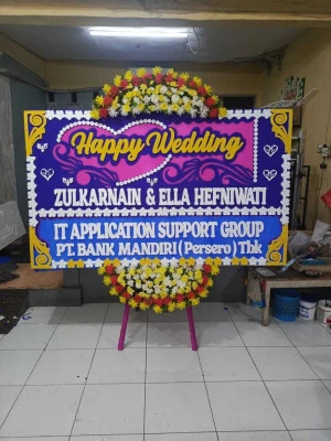 Papan Bunga di Penggaron Lor Genuk
